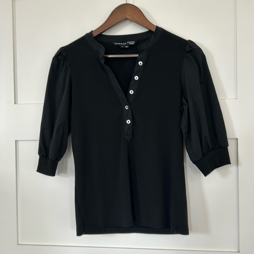 Adorable Veronica beard blouse!